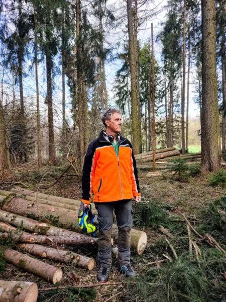 In Germania, Martin Roth utilizza soluzioni ad alta tecnologia per affrontare le sfide della silvicoltura moderna.PER GENTILE CONCESSIONE DI MARTIN ROTH