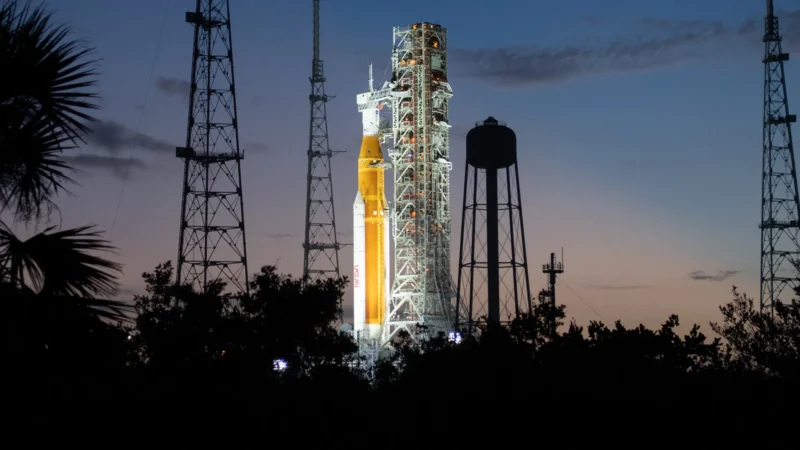 Joel Kowsky/NASA