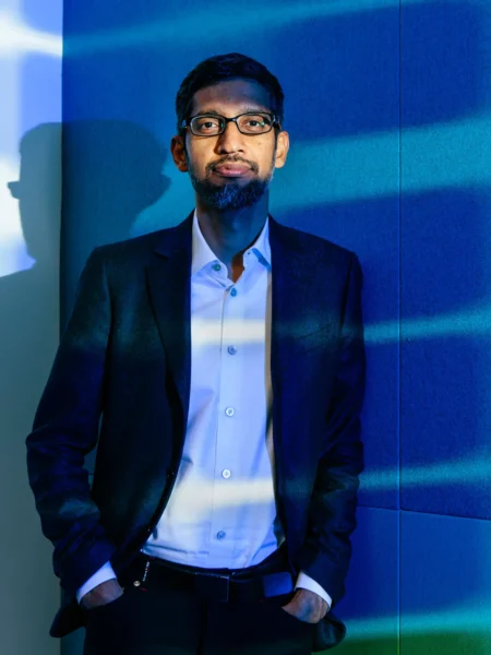 Il CEO di Google Sundar Pichai descrive le panoramiche AI come "uno dei cambiamenti più positivi che abbiamo apportato alla ricerca da molto, molto tempo a questa parte". JENS GYARMATY/LAIF/REDUX