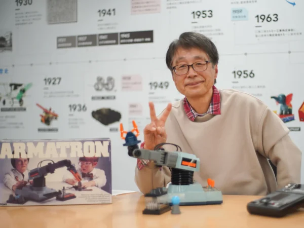 L'inventore dell'Armatron, Hiroyuki Watanabe, a Tokyo nel 2025PER GENTILE CONCESSIONE DI TAKARA TOMY