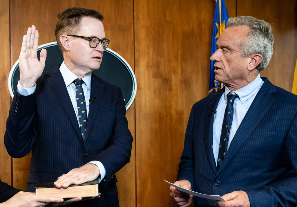 Jim O'Neill, vice segretario alla Salute e ai Servizi Sociali, è uno dei più noti sostenitori della longevità al servizio del governo. Gries afferma: "Sembra che ora ci sia l'amministrazione più favorevole alla longevità nella storia americana". AMY ROSSETTI/DIPARTIMENTO DELLA SALUTE E DEI SERVIZI SOCIALI TRAMITE AP